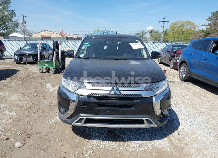Photo 12 of 2019 Mitsubishi Outlander SE (VIN JA4AZ3A36KZ019410)