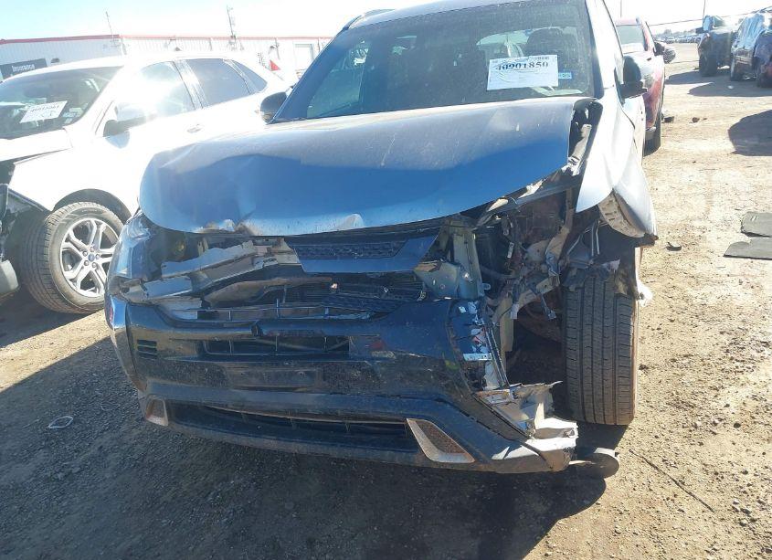 Photo 13 of 2019 Mitsubishi Outlander LE (VIN JA4AZ3A36KZ026082)