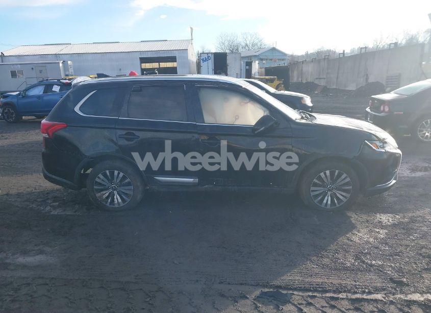 Photo 13 of 2019 Mitsubishi Outlander SEL (VIN JA4AZ3A36KZ039186)