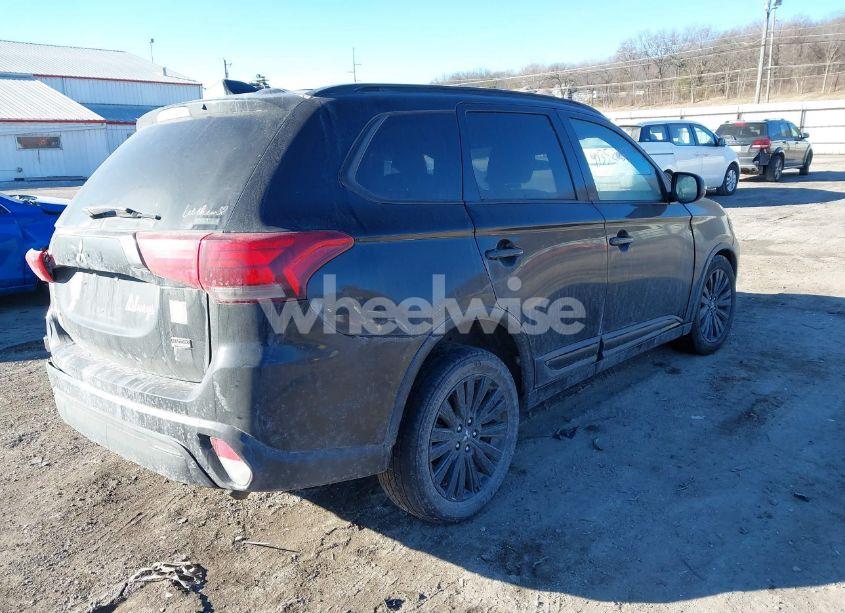 Photo 4 of 2020 Mitsubishi Outlander LE 2.4 S-AWC (VIN JA4AZ3A36LZ031803)