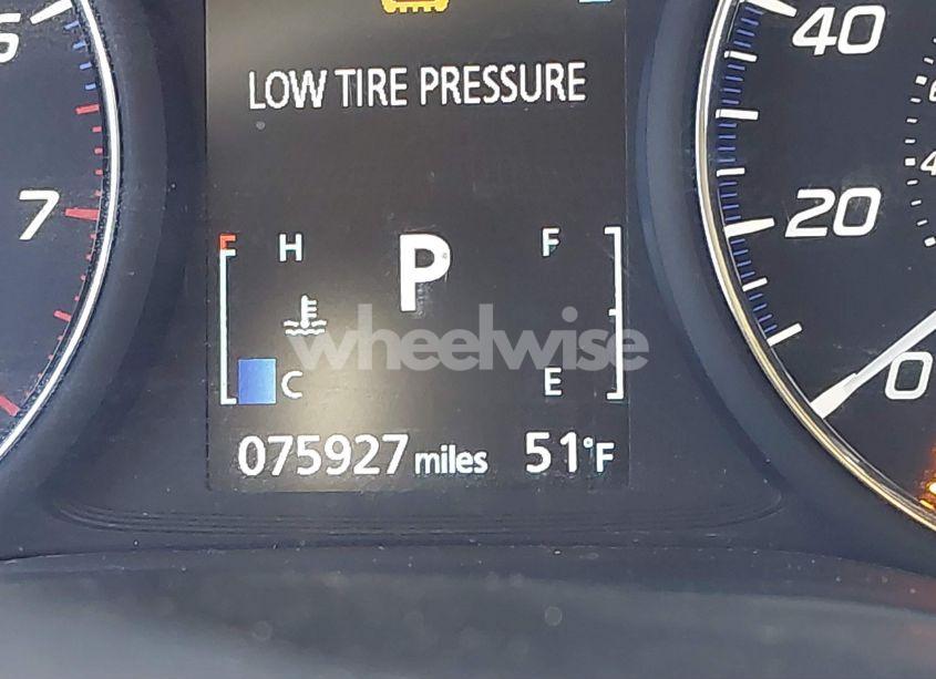 Photo 15 of 2020 Mitsubishi Outlander ES 2.4 S-AWC/LE 2.4 S-AWC/SE 2.4 S-AWC/SEL 2.4 S-AWC/SP 2.4 S-AWC (VIN JA4AZ3A36LZ047970)