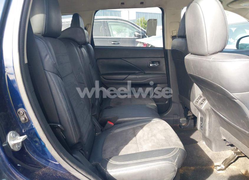 Photo 8 of 2020 Mitsubishi Outlander ES 2.4 S-AWC/LE 2.4 S-AWC/SE 2.4 S-AWC/SEL 2.4 S-AWC/SP 2.4 S-AWC (VIN JA4AZ3A36LZ047970)