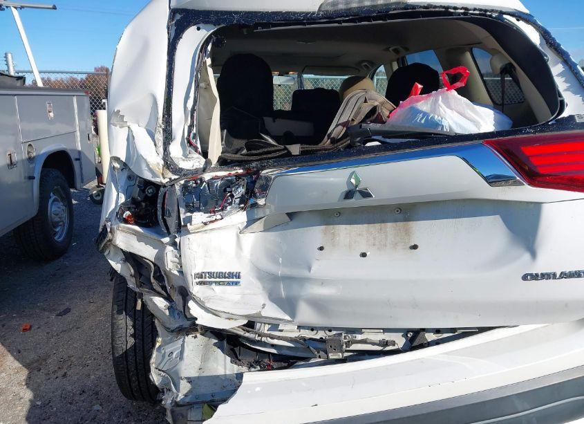 Photo 17 of 2017 Mitsubishi Outlander SE (VIN JA4AZ3A37HZ037309)