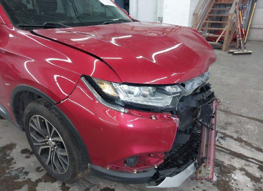 Photo 6 of 2018 Mitsubishi Outlander ES (VIN JA4AZ3A37JZ059204)