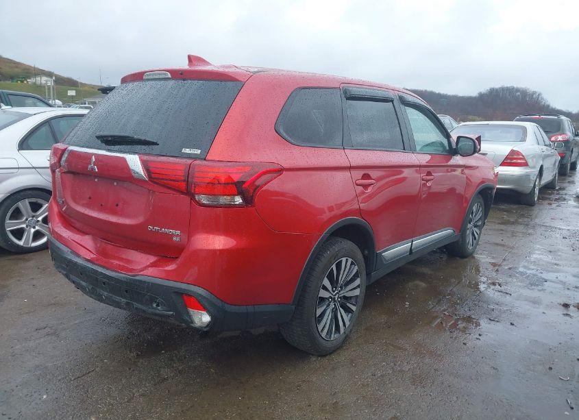 Photo 4 of 2019 Mitsubishi Outlander SE (VIN JA4AZ3A37KZ016158)