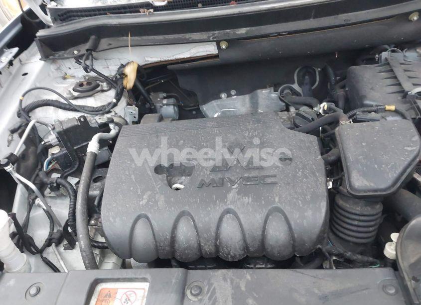 Photo 10 of 2020 Mitsubishi Outlander SE 2.4 S-AWC (VIN JA4AZ3A37LZ008157)