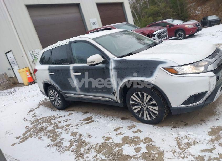 Photo 13 of 2020 Mitsubishi Outlander SE 2.4 S-AWC (VIN JA4AZ3A37LZ008157)