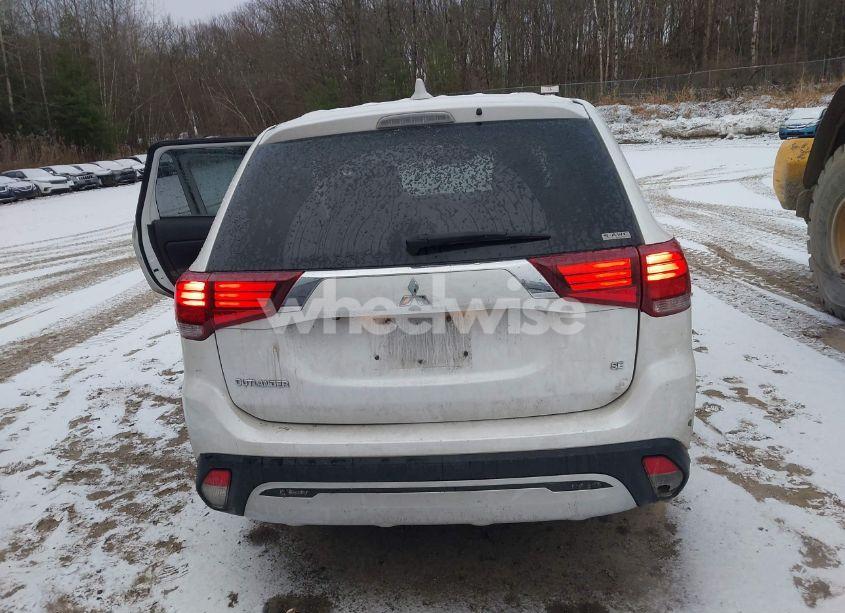 Photo 16 of 2020 Mitsubishi Outlander SE 2.4 S-AWC (VIN JA4AZ3A37LZ008157)