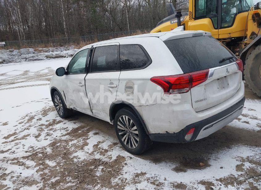 Photo 3 of 2020 Mitsubishi Outlander SE 2.4 S-AWC (VIN JA4AZ3A37LZ008157)