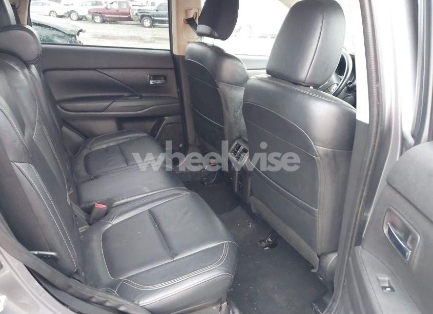 Photo 8 of 2020 Mitsubishi Outlander SEL 2.4 (VIN JA4AZ3A37LZ029221)