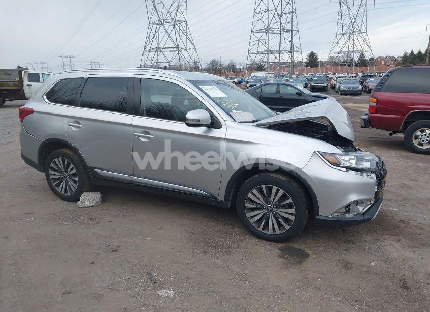 2020 Mitsubishi Outlander SEL 2.4 S-AWC (VIN JA4AZ3A37LZ029574) main photo