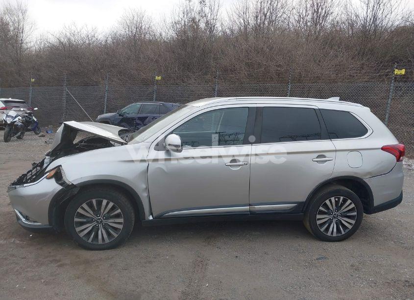 Photo 14 of 2020 Mitsubishi Outlander SEL 2.4 S-AWC (VIN JA4AZ3A37LZ029574)