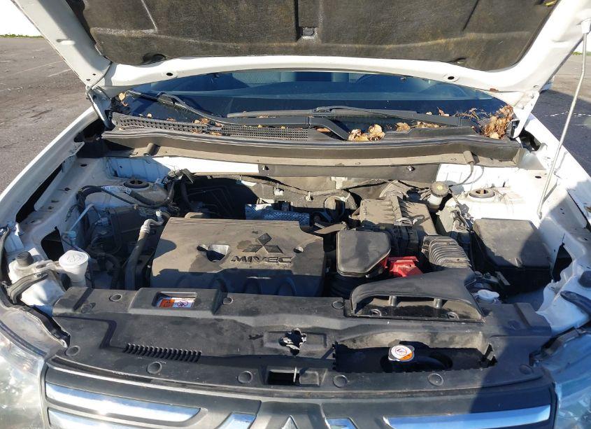 Photo 10 of 2014 Mitsubishi Outlander SE (VIN JA4AZ3A38EZ015427)