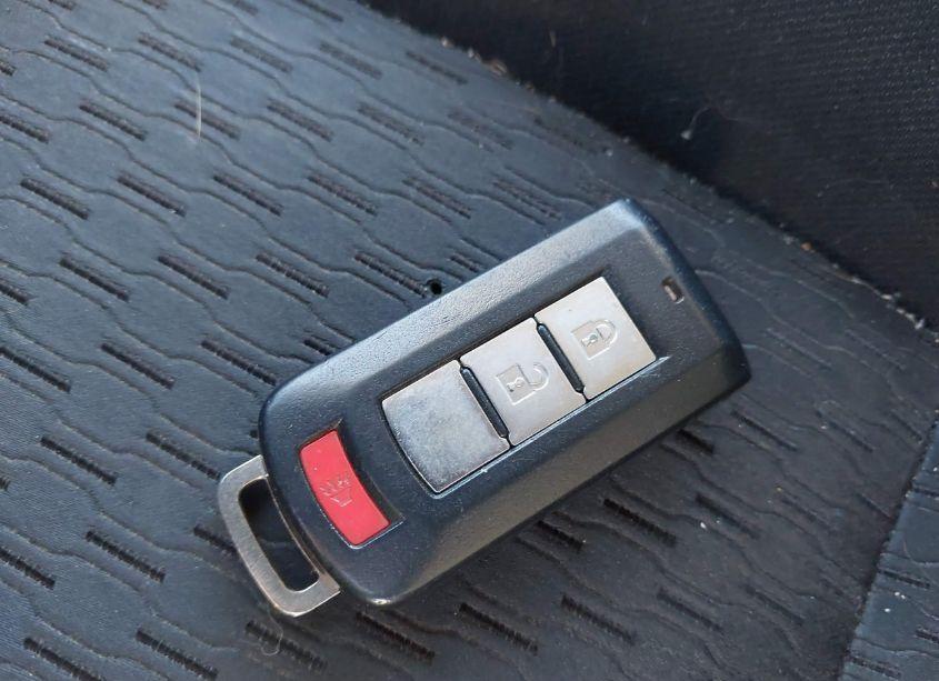 Photo 11 of 2014 Mitsubishi Outlander SE (VIN JA4AZ3A38EZ015427)