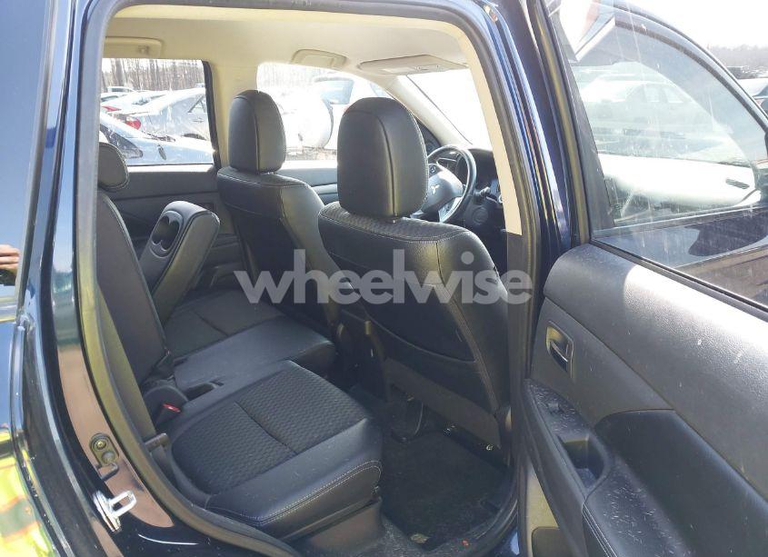 Photo 8 of 2015 Mitsubishi Outlander SE (VIN JA4AZ3A38FZ013081)