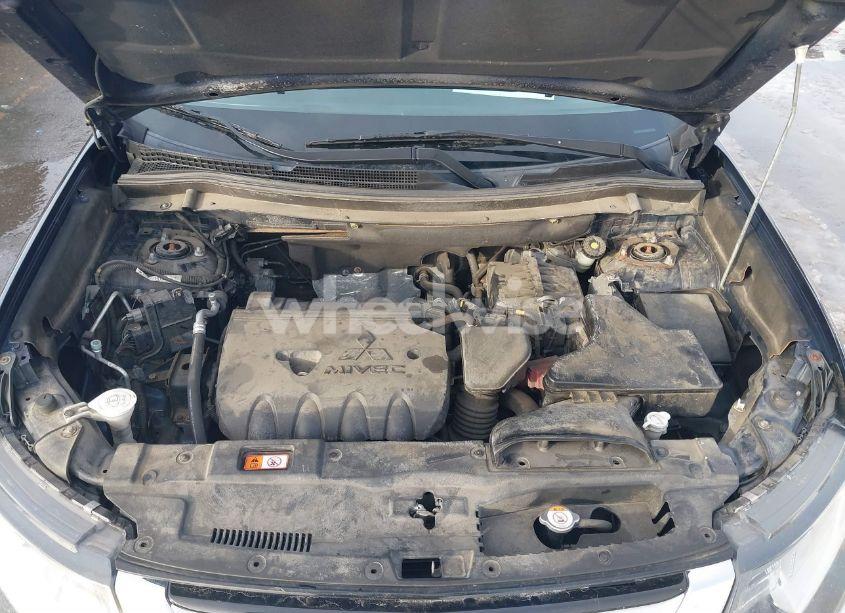 Photo 10 of 2016 Mitsubishi Outlander SEL (VIN JA4AZ3A38GZ012000)