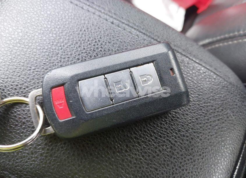 Photo 11 of 2016 Mitsubishi Outlander SE (VIN JA4AZ3A38GZ020355)