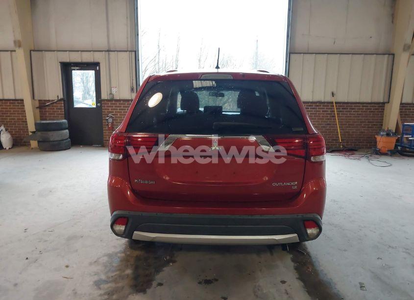 Photo 16 of 2016 Mitsubishi Outlander SE (VIN JA4AZ3A38GZ020355)