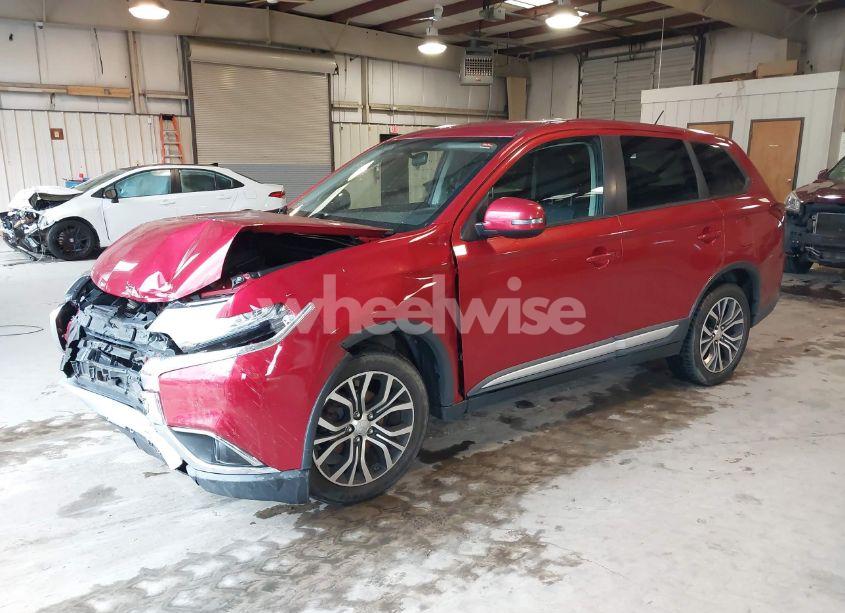 Photo 2 of 2016 Mitsubishi Outlander SE (VIN JA4AZ3A38GZ020355)