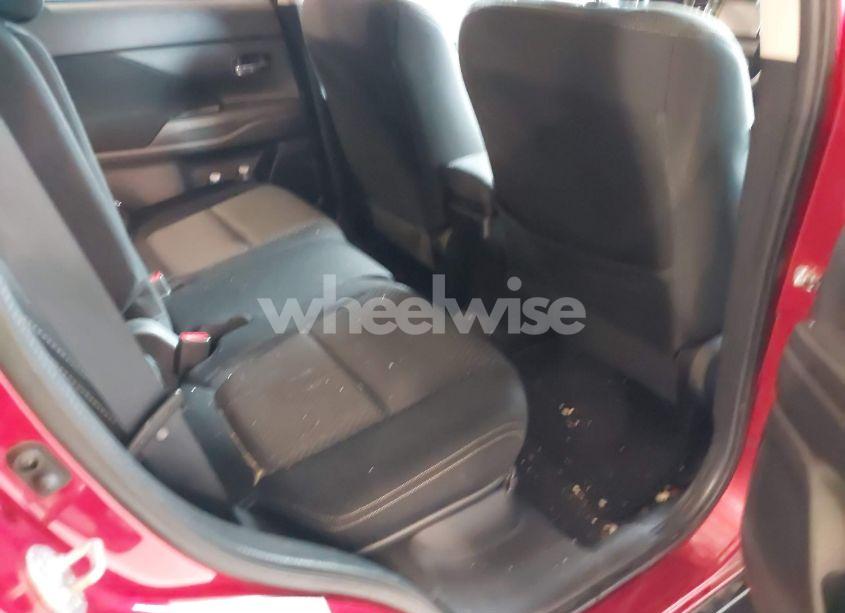 Photo 8 of 2016 Mitsubishi Outlander SE (VIN JA4AZ3A38GZ020355)