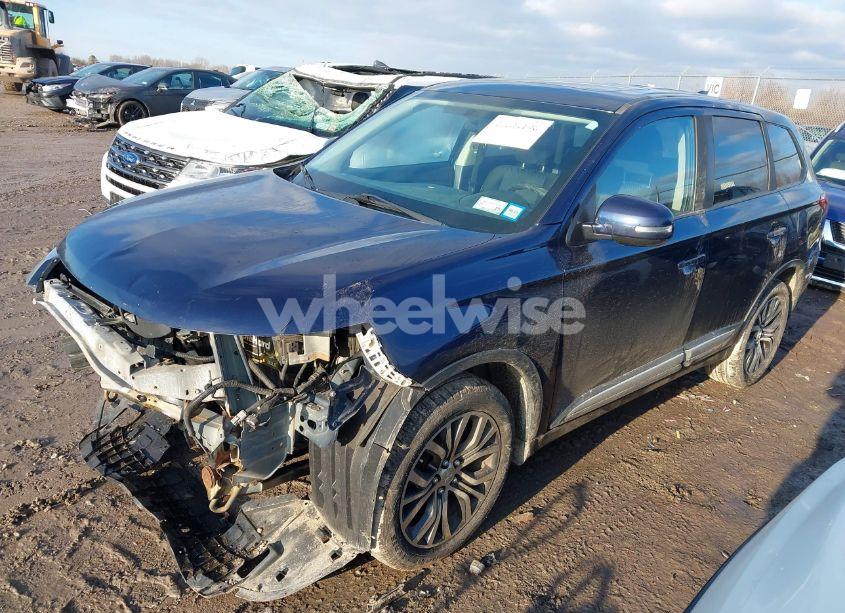 Photo 2 of 2017 Mitsubishi Outlander SE/SEL (VIN JA4AZ3A38HZ017134)