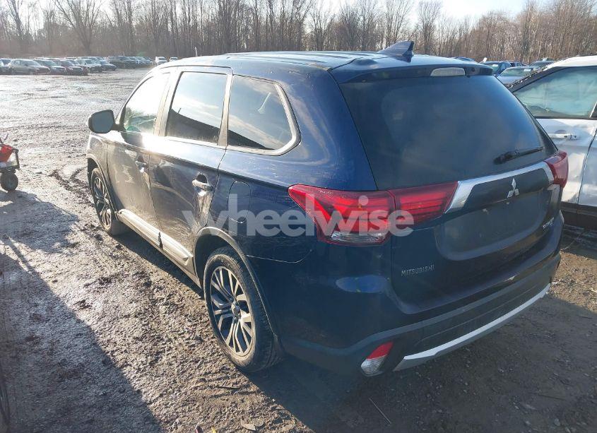 Photo 3 of 2017 Mitsubishi Outlander SE/SEL (VIN JA4AZ3A38HZ017134)