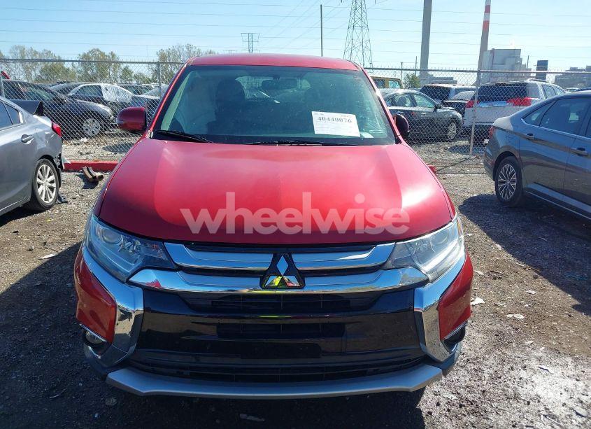 Photo 12 of 2017 Mitsubishi Outlander SE (VIN JA4AZ3A38HZ045290)