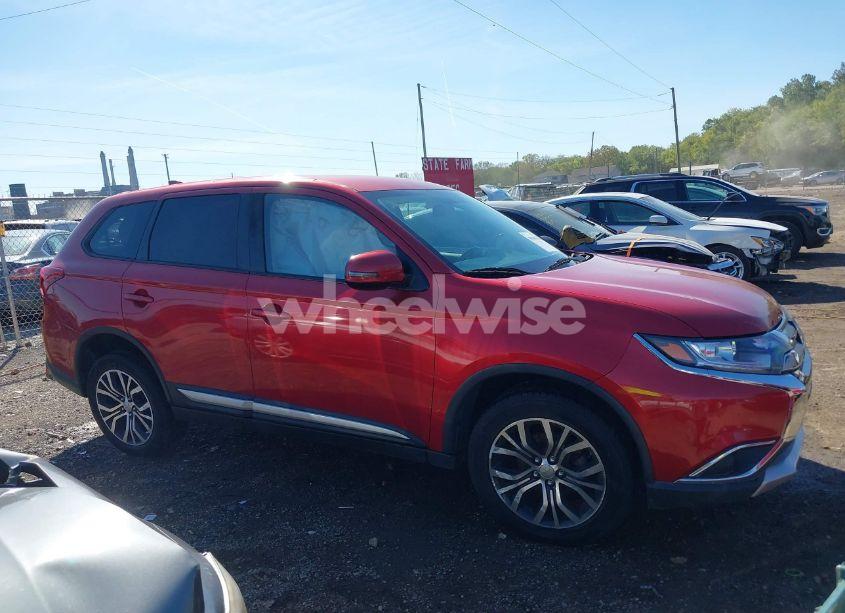 Photo 13 of 2017 Mitsubishi Outlander SE (VIN JA4AZ3A38HZ045290)