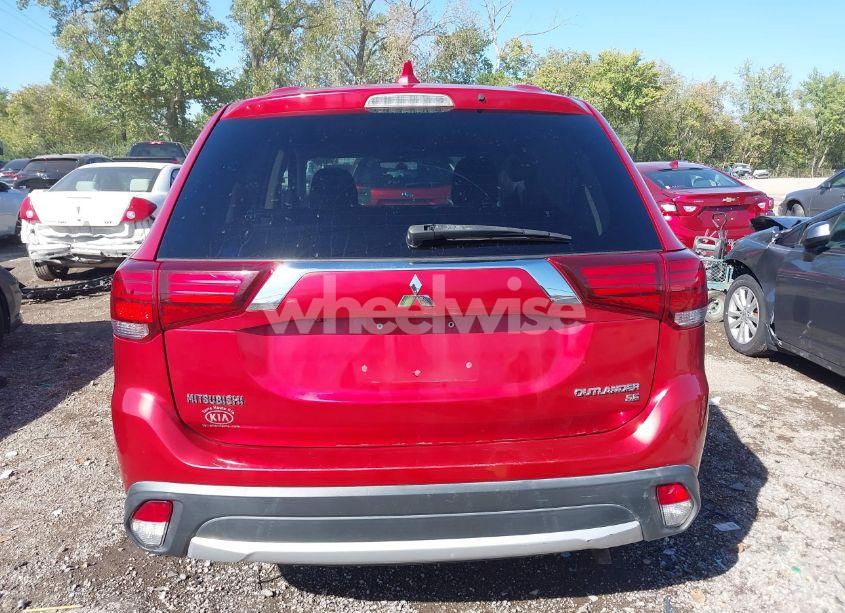 Photo 16 of 2017 Mitsubishi Outlander SE (VIN JA4AZ3A38HZ045290)