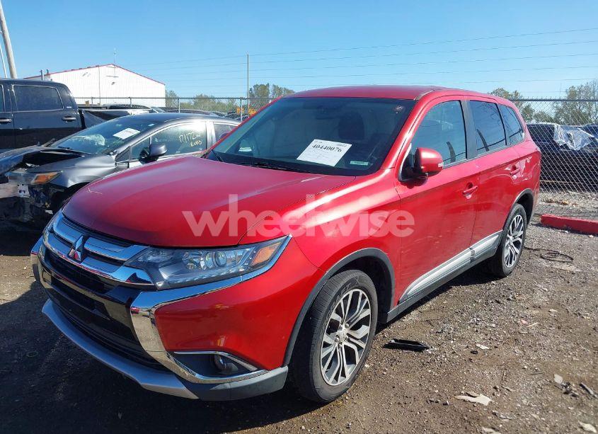 Photo 2 of 2017 Mitsubishi Outlander SE (VIN JA4AZ3A38HZ045290)