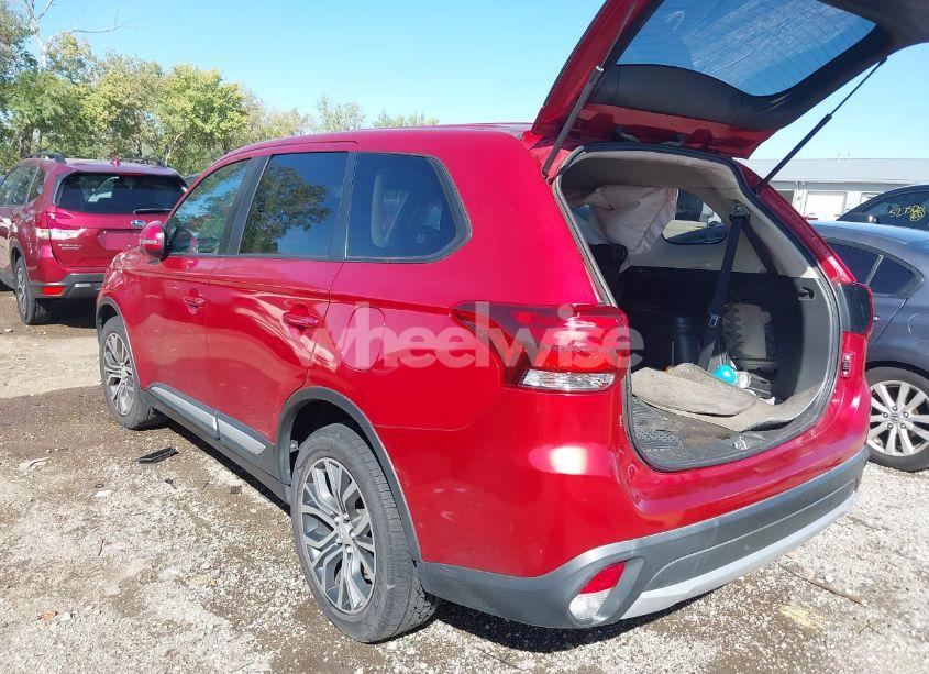 Photo 3 of 2017 Mitsubishi Outlander SE (VIN JA4AZ3A38HZ045290)