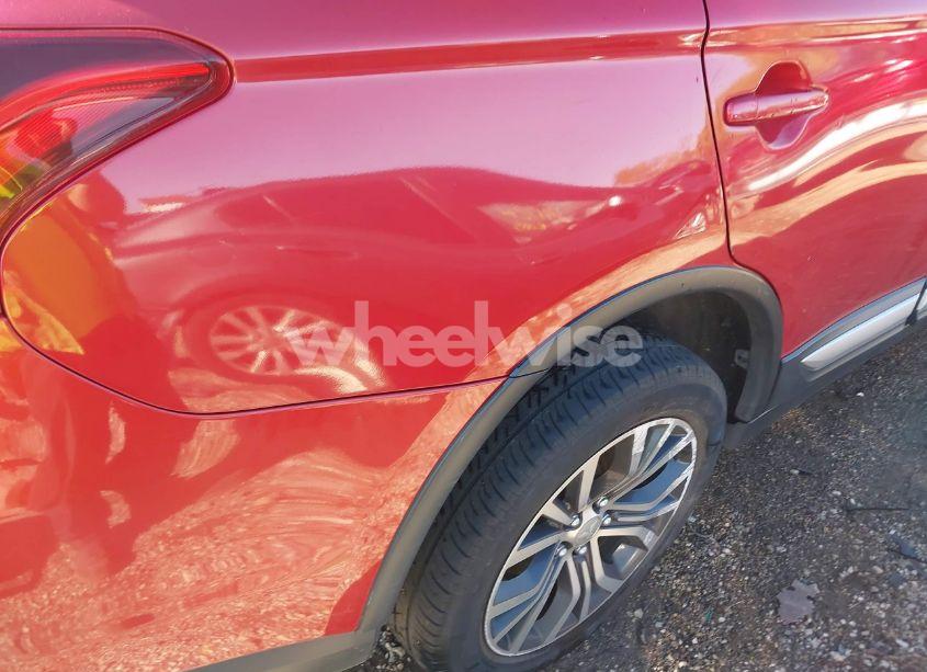 Photo 6 of 2017 Mitsubishi Outlander SE (VIN JA4AZ3A38HZ045290)