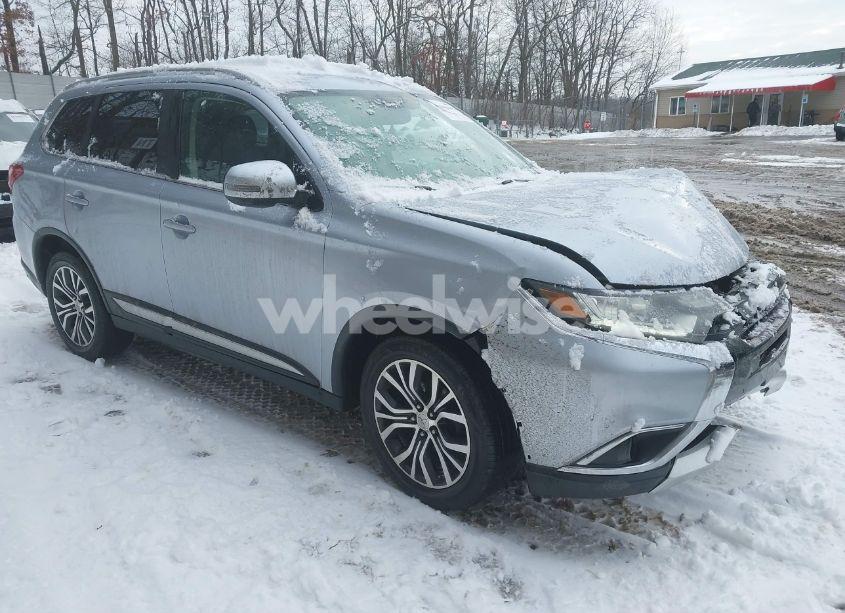 2017 Mitsubishi Outlander SEL (VIN JA4AZ3A38HZ050196) main photo