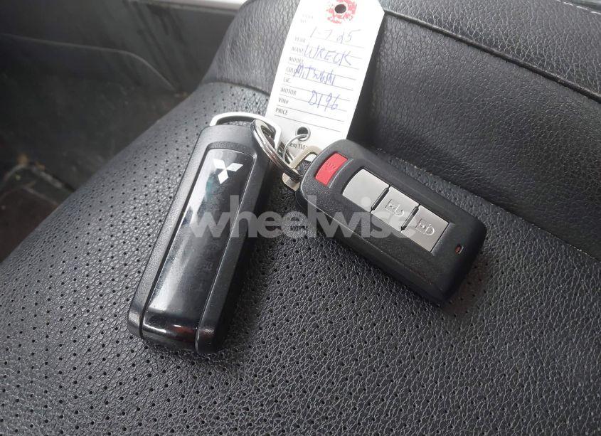 Photo 11 of 2017 Mitsubishi Outlander SEL (VIN JA4AZ3A38HZ050196)