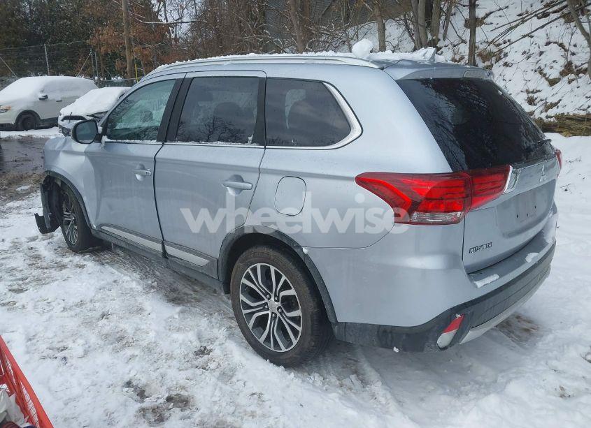 Photo 3 of 2017 Mitsubishi Outlander SEL (VIN JA4AZ3A38HZ050196)