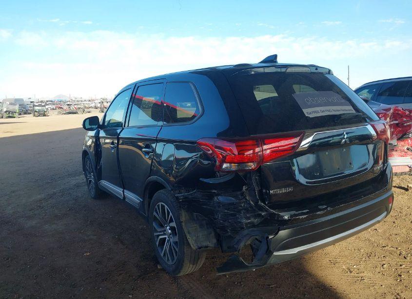 Photo 6 of 2018 Mitsubishi Outlander SE (VIN JA4AZ3A38JZ054867)