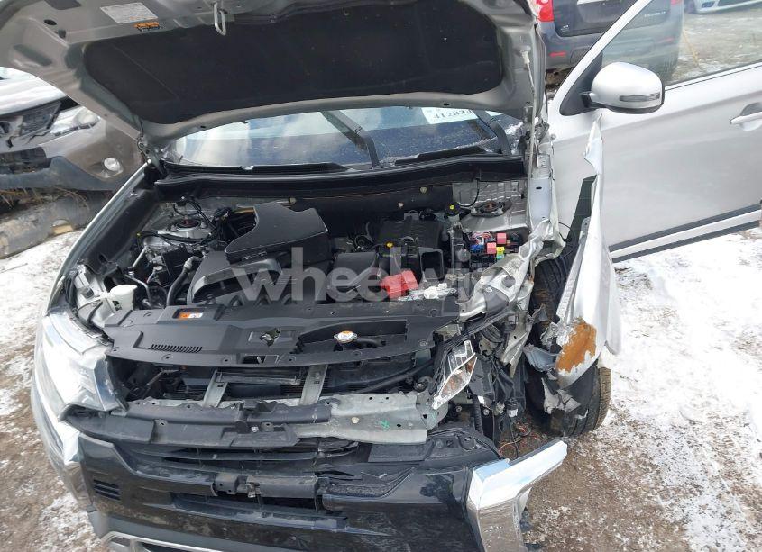 Photo 10 of 2019 Mitsubishi Outlander SEL (VIN JA4AZ3A38KZ039030)