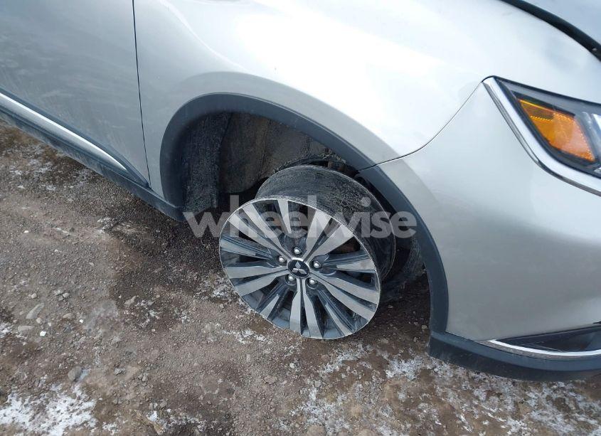 Photo 17 of 2019 Mitsubishi Outlander SEL (VIN JA4AZ3A38KZ039030)