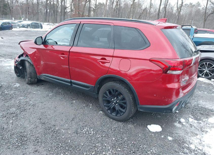 Photo 3 of 2019 Mitsubishi Outlander LE (VIN JA4AZ3A38KZ048830)