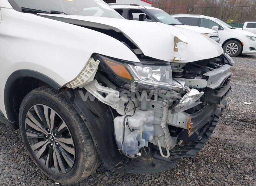 Photo 18 of 2019 Mitsubishi Outlander SE (VIN JA4AZ3A38KZ052036)