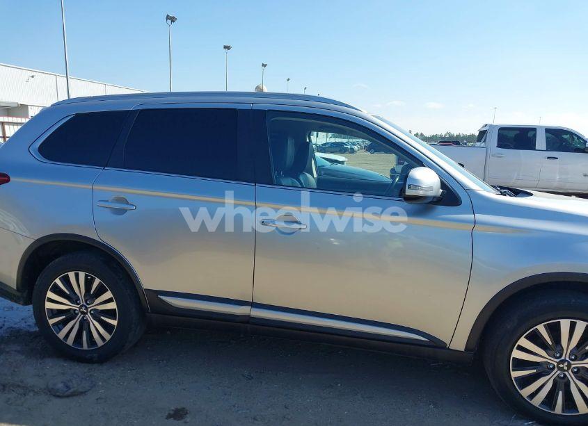 Photo 13 of 2020 Mitsubishi Outlander ES 2.4 S-AWC (VIN JA4AZ3A38LZ024741)