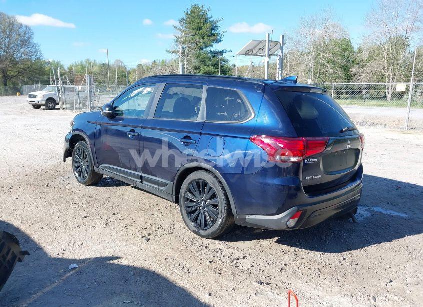 Photo 3 of 2020 Mitsubishi Outlander LE 2.4 S-AWC (VIN JA4AZ3A38LZ043130)