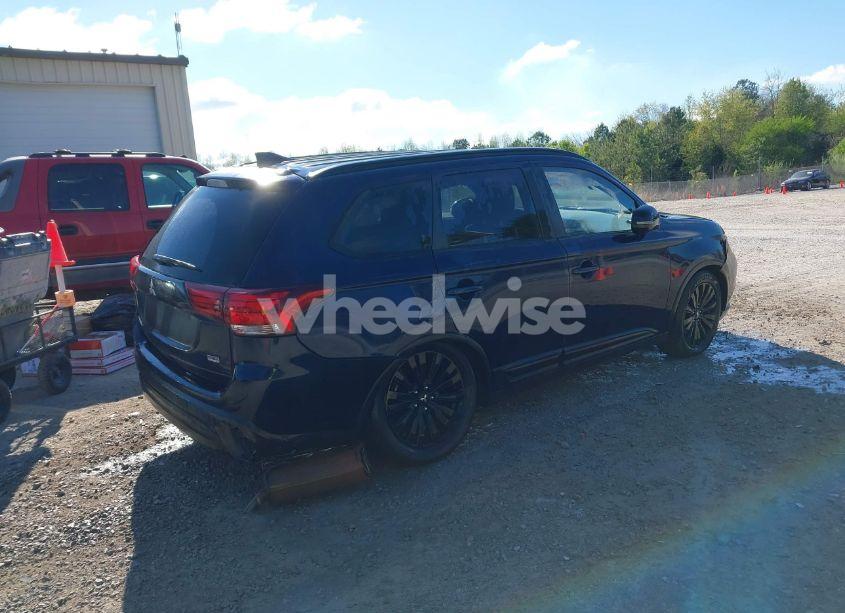 Photo 4 of 2020 Mitsubishi Outlander LE 2.4 S-AWC (VIN JA4AZ3A38LZ043130)