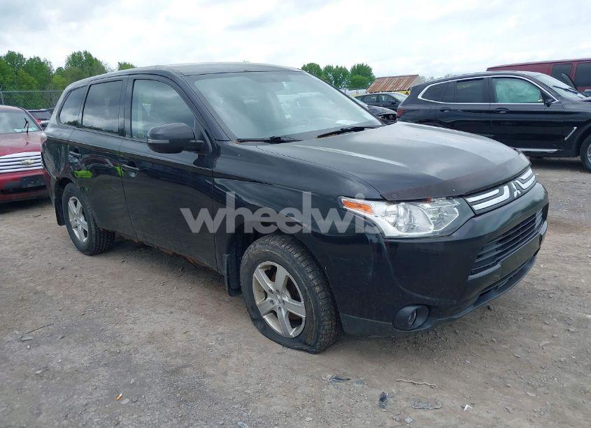 2014 Mitsubishi Outlander SE (VIN JA4AZ3A39EZ000175) main photo