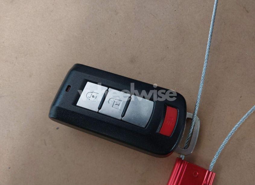 Photo 11 of 2015 Mitsubishi Outlander SE (VIN JA4AZ3A39FZ010819)