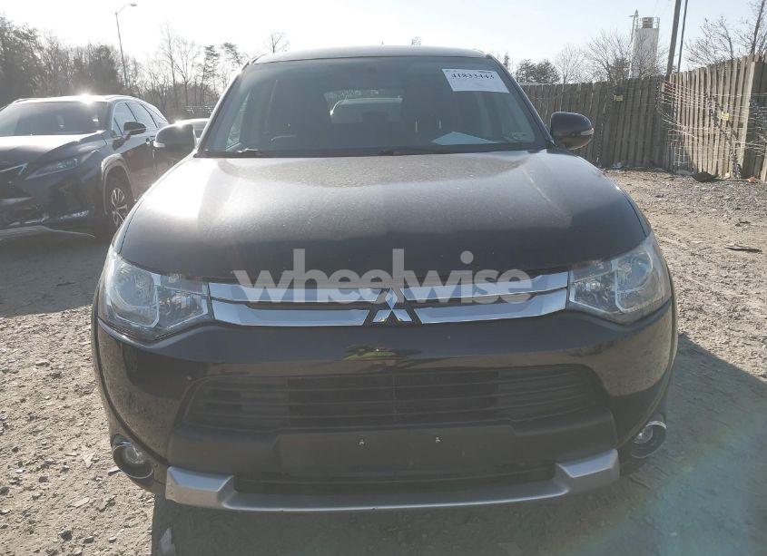 Photo 6 of 2015 Mitsubishi Outlander SE (VIN JA4AZ3A39FZ011159)