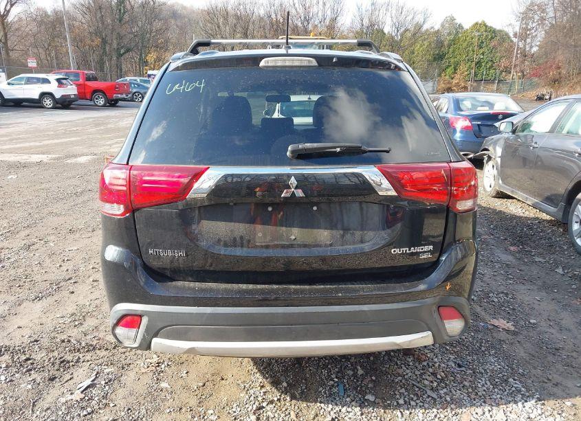 Photo 16 of 2016 Mitsubishi Outlander SEL (VIN JA4AZ3A39GZ036340)