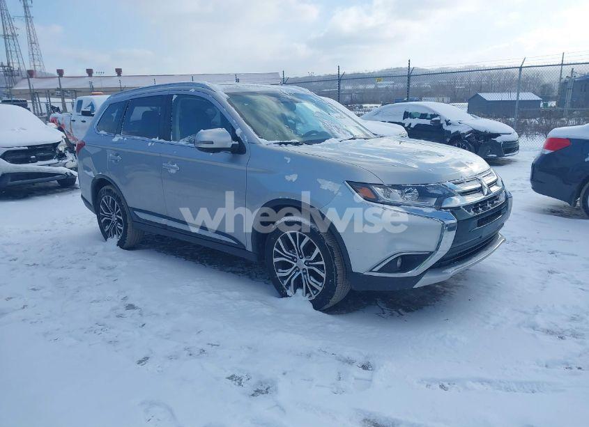 2018 Mitsubishi Outlander ES/LE/SE/SEL (VIN JA4AZ3A39JJ006387) main photo