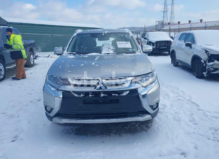Photo 12 of 2018 Mitsubishi Outlander ES/LE/SE/SEL (VIN JA4AZ3A39JJ006387)