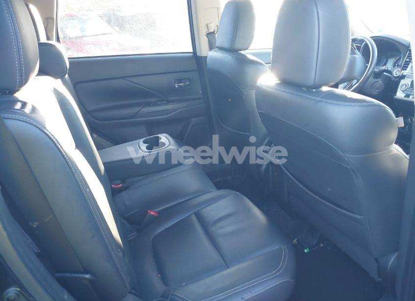 Photo 8 of 2019 Mitsubishi Outlander SEL (VIN JA4AZ3A39KZ003363)